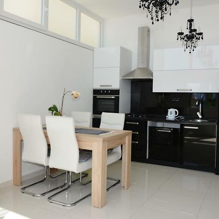 Ml Apartman سينج المظهر الخارجي الصورة